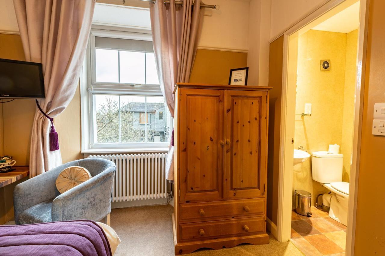 Holly Lodge Guest House With Free Off Site Health Club Windermere Eksteriør billede
