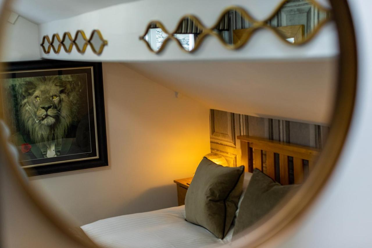 Holly Lodge Guest House With Free Off Site Health Club Windermere Eksteriør billede