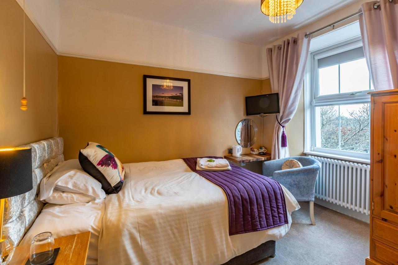 Holly Lodge Guest House With Free Off Site Health Club Windermere Eksteriør billede