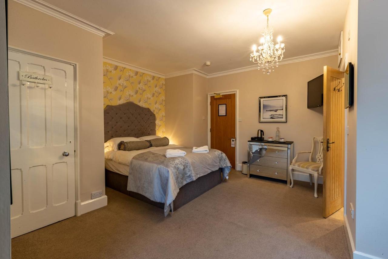 Holly Lodge Guest House With Free Off Site Health Club Windermere Eksteriør billede