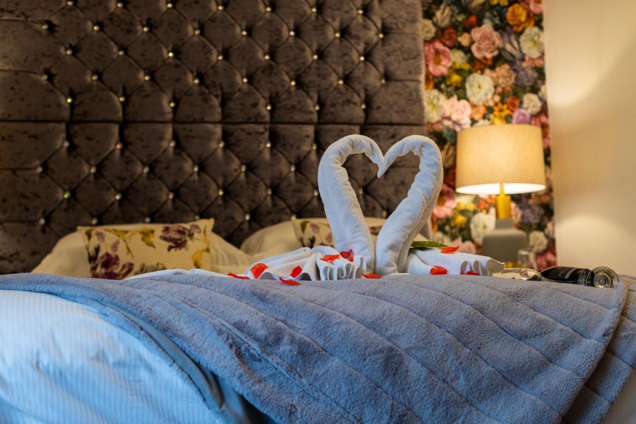 Holly Lodge Guest House With Free Off Site Health Club Windermere Eksteriør billede